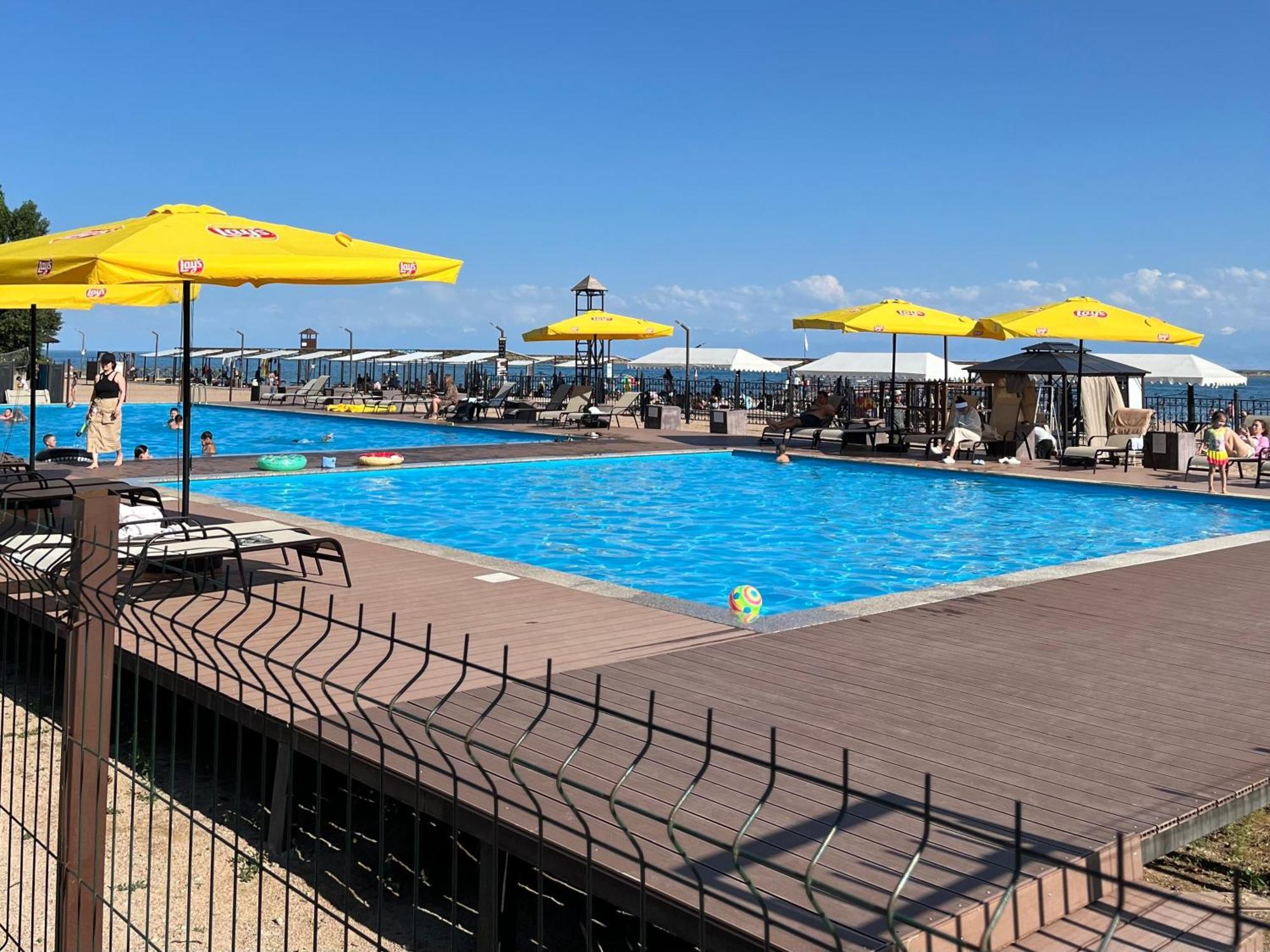 Deluxe Royal Beach Chok-Tal Екстер'єр фото